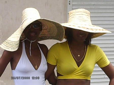 Cathy & MOi